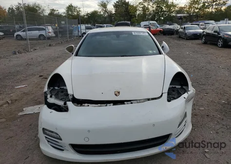 2012 Porsche Panamera 2 z USA, uszkodzony, nr VIN WP0AA2A75CL070587